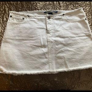 White jean skirt!